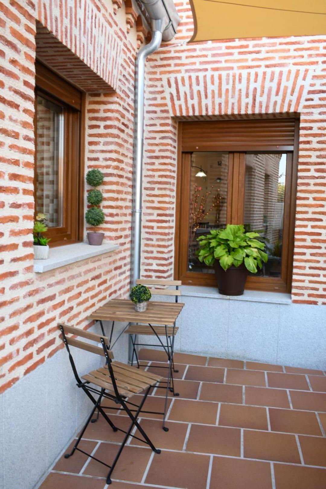 Casa Rural La Real Herreria Madrigal de las Altas Torres Eksteriør bilde